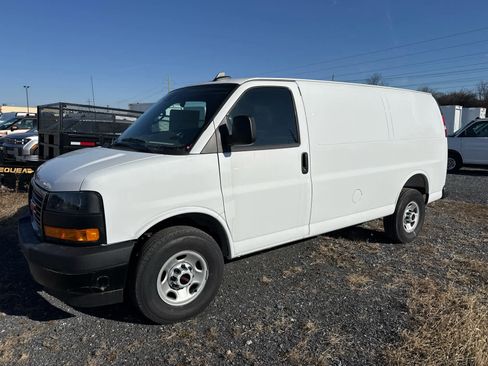 New 2025 GMC Savana 2500 Work Van w/ Driver Convenience Package image 1