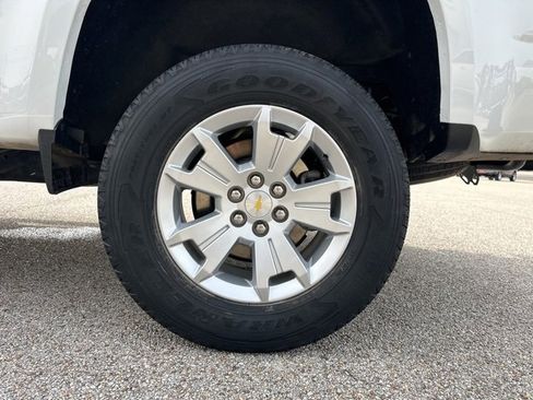 Used 2021 Chevrolet Colorado LT w/ Fleet Safety Package image 43