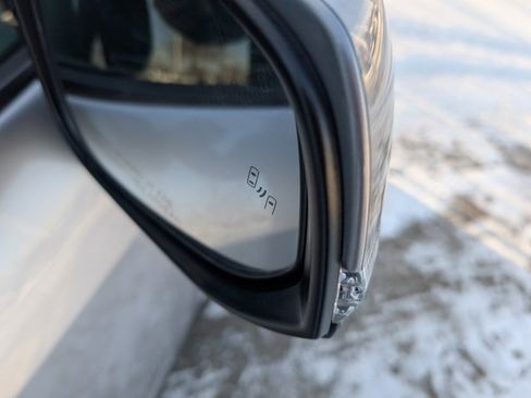 Used 2024 Toyota RAV4 XLE image 29