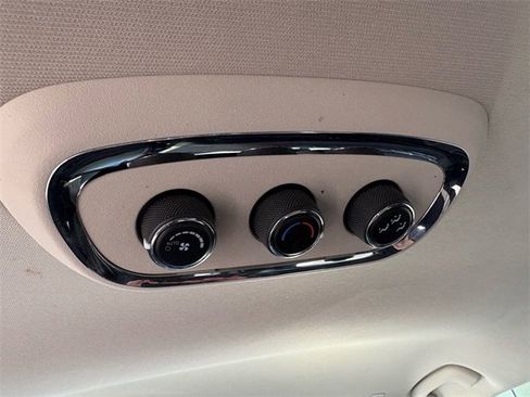 Used 2017 Dodge Durango SXT w/ Quick Order Package 23B image 18