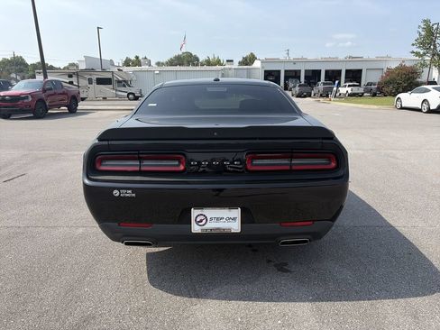 Used 2019 Dodge Challenger SXT w/ Blacktop Package RWD image 6