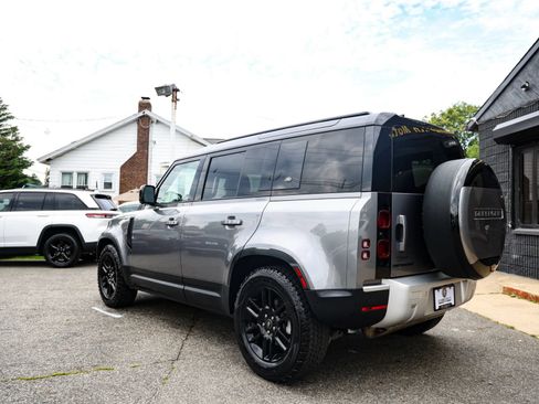 Used 2022 Land Rover Defender 110 S AWD/4WD image 6