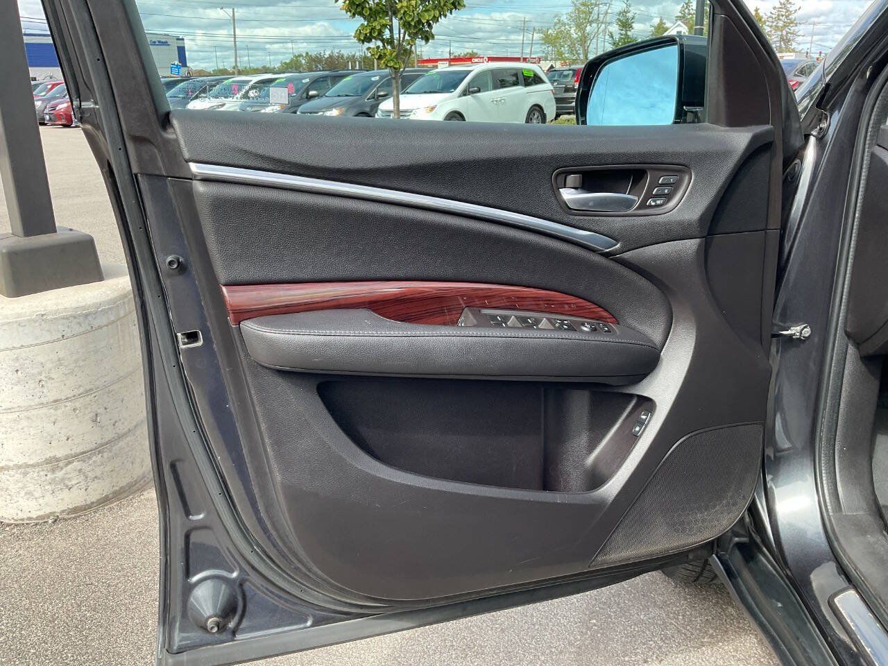 Used 2015 Acura MDX SH-AWD image 29