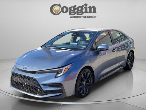 Used 2024 Toyota Corolla SE FWD image 1