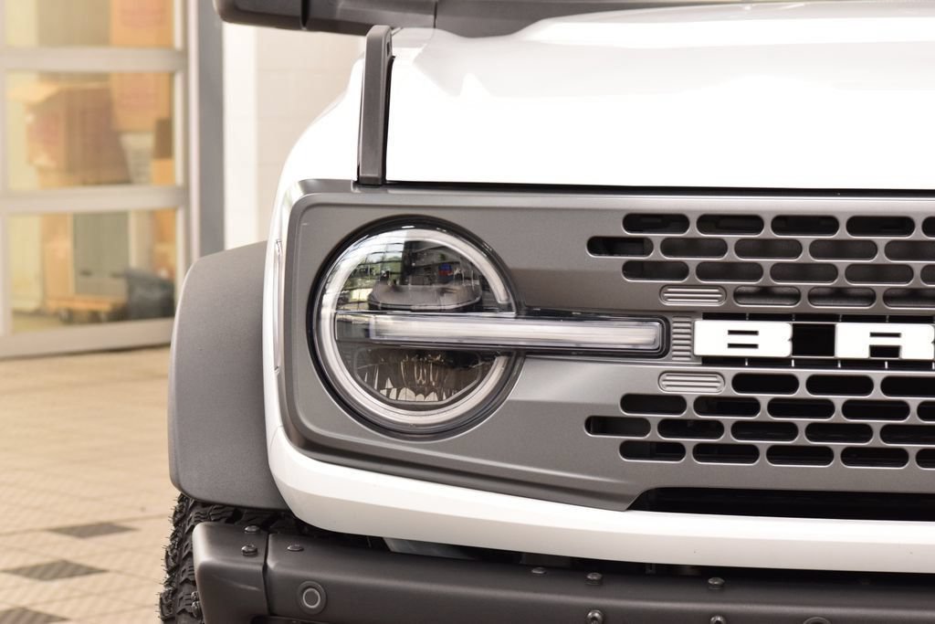 Used 2025 Ford Bronco Badlands AWD/4WD image 10