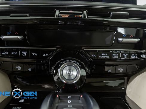 Used 2025 Acura MDX SH-AWD w/ Technology Package image 20