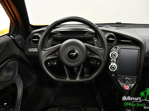 Used 2023 McLaren 720S Spider image 36
