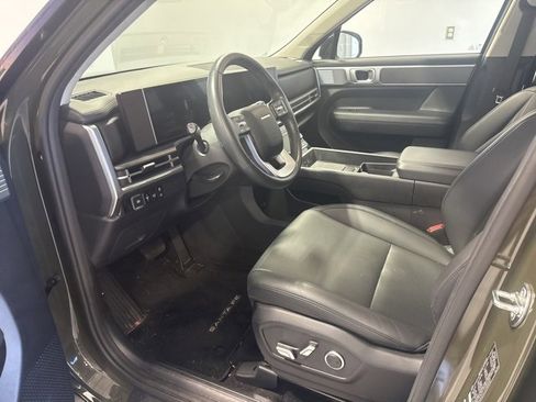 Used 2025 Hyundai Santa Fe XRT image 12