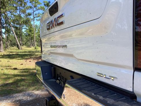 New 2025 GMC Sierra 3500 SLT w/ SLT Premium Package image 14