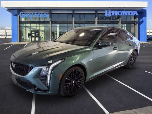 Used 2025 Cadillac CT5 Sport w/ Technology Package AWD/4WD image 4