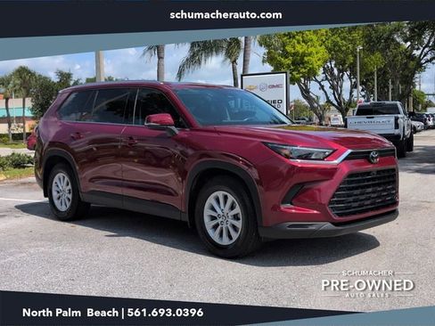 Used 2024 Toyota Grand Highlander FWD image 1