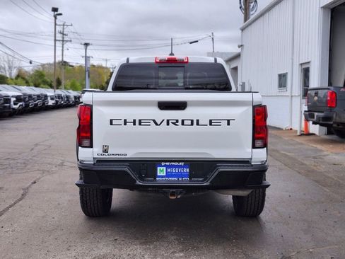 Used 2024 Chevrolet Colorado Trail Boss w/ Advanced Trailering Package AWD/4WD image 4