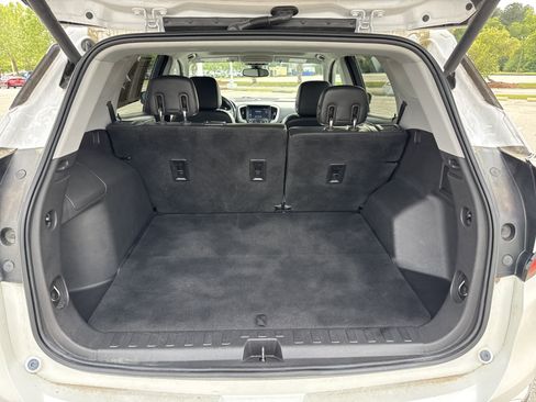 Used 2020 GMC Terrain SLT w/ Preferred Package image 31