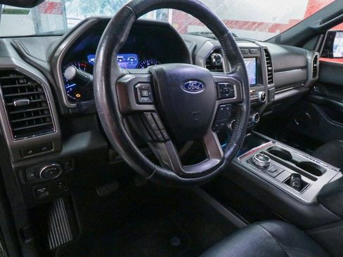 Used 2019 Ford Expedition XLT w/ Equipment Group 202A RWD image 12