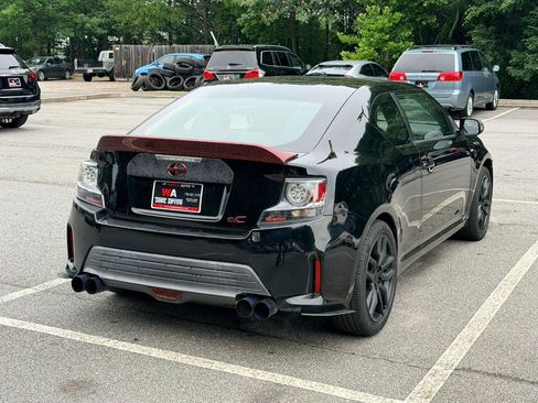 Used 2014 Scion tC FWD image 4