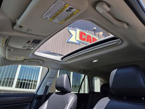 Used 2019 Subaru Outback 3.6R Limited AWD/4WD image 32