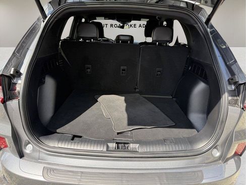 Used 2024 Ford Escape ST-Line w/ Tech Pack #1 AWD/4WD image 21