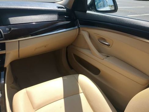 Used 2014 BMW 535d xDrive AWD/4WD image 15