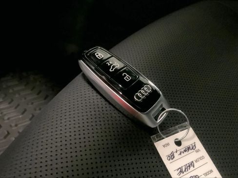 New 2026 Audi Q8 Premium Plus image 20