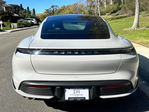 Used 2022 Porsche Taycan 4S image 5