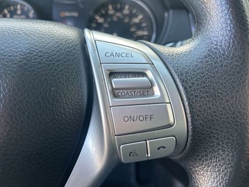 Used 2014 Nissan Rogue SV w/ SV Premium Package image 15