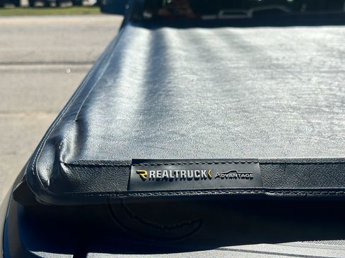 Used 2025 Chevrolet Silverado 1500 Custom Trail Boss w/ LPO, Dark Essentials Package image 15