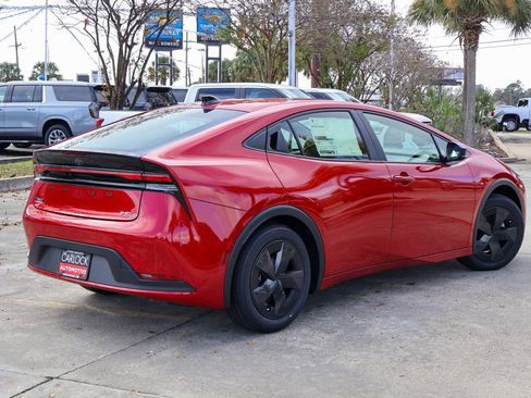 New 2026 Toyota Prius LE FWD image 2