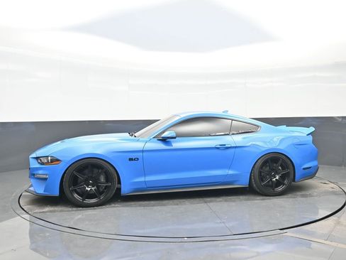Used 2022 Ford Mustang GT Premium w/ Equipment Group 401A image 3