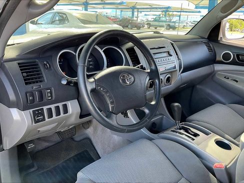 Used 2007 Toyota Tacoma PreRunner image 17