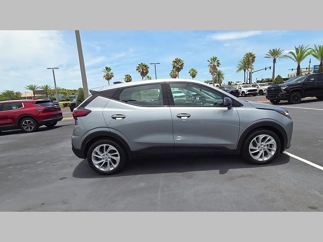 New 2027 Chevrolet Bolt LT FWD image 18