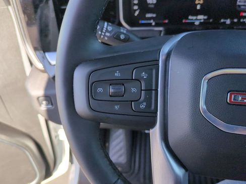 Used 2026 GMC Sierra 1500 SLE w/ Preferred Package AWD/4WD image 12