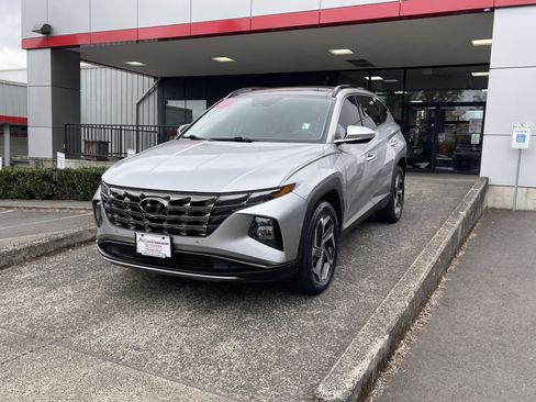 Used 2022 Hyundai Tucson Limited AWD/4WD image 3