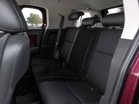 Used 2007 Toyota FJ Cruiser 4WD image 33