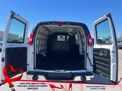 Used 2024 Chevrolet Express 2500 w/ Driver Convenience Package image 11