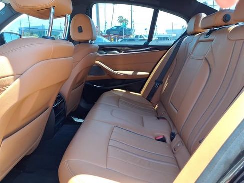 Used 2018 BMW 540i RWD image 23