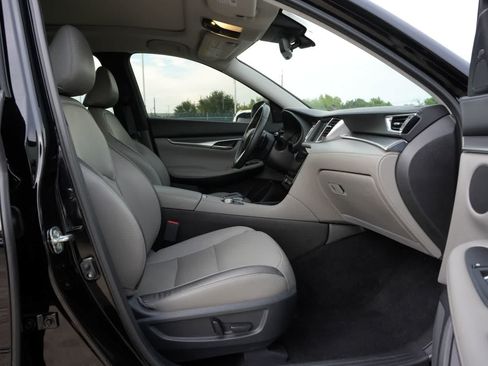 Used 2023 INFINITI QX50 Luxe AWD/4WD image 22