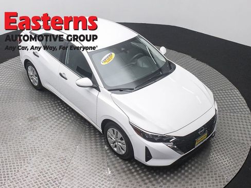 Used 2024 Nissan Sentra S FWD image 3