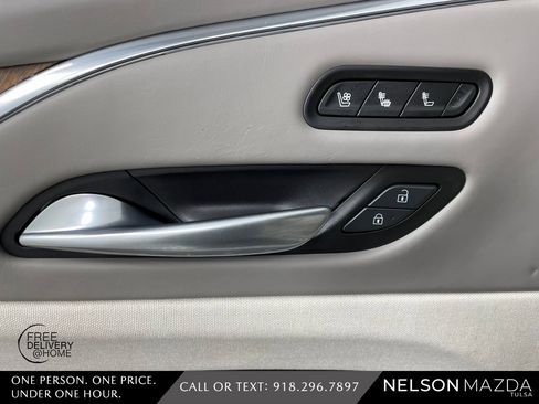 Used 2022 Cadillac Escalade Sport Platinum w/ Heavy-Duty Trailer Package image 21