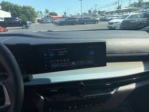 Used 2025 Nissan Murano Platinum w/ Cargo Package AWD/4WD image 21