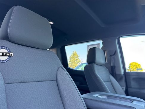 Used 2021 Chevrolet Silverado 1500 LT image 24