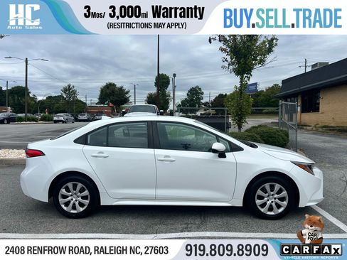 Used 2022 Toyota Corolla LE image 6