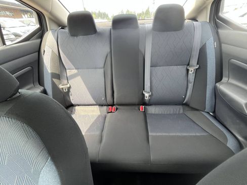 Used 2025 Nissan Versa SV FWD image 38