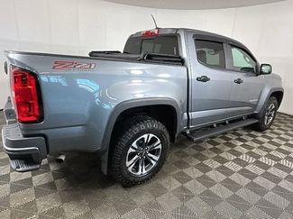 Used 2022 Chevrolet Colorado Z71 AWD/4WD video 3