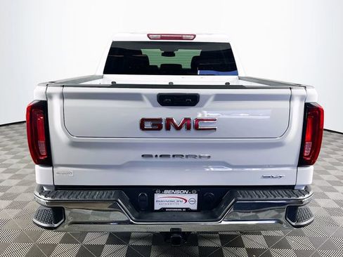 Used 2024 GMC Sierra 1500 SLT image 7