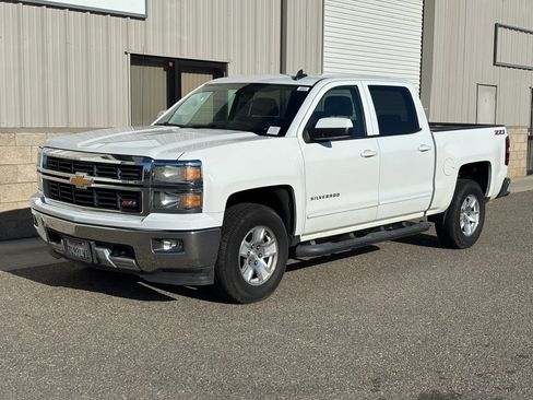 Used 2015 Chevrolet Silverado 1500 LT AWD/4WD image 7