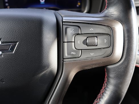 Used 2022 Chevrolet Suburban RST w/ Sport Performance Package image 36