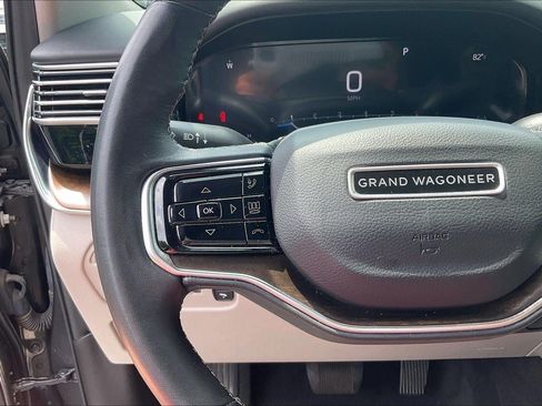 Used 2023 Jeep Grand Wagoneer L 4WD w/ Rear Seat Video Group 1 image 19