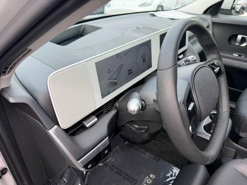 Used 2023 Hyundai Ioniq 5 Limited image 13