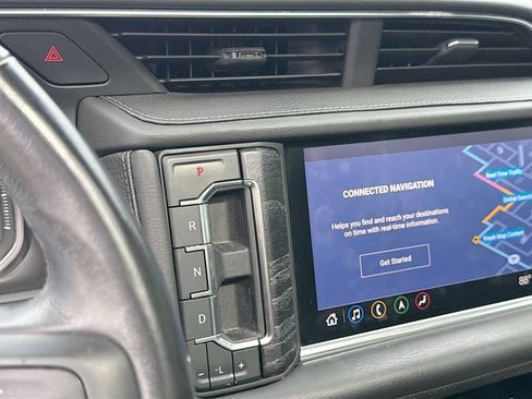 Used 2021 GMC Yukon Denali w/ Denali Premium Package RWD image 17