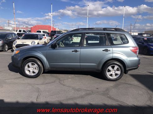 Used 2013 Subaru Forester 2.5X w/ Alloy Wheel Pkg image 5